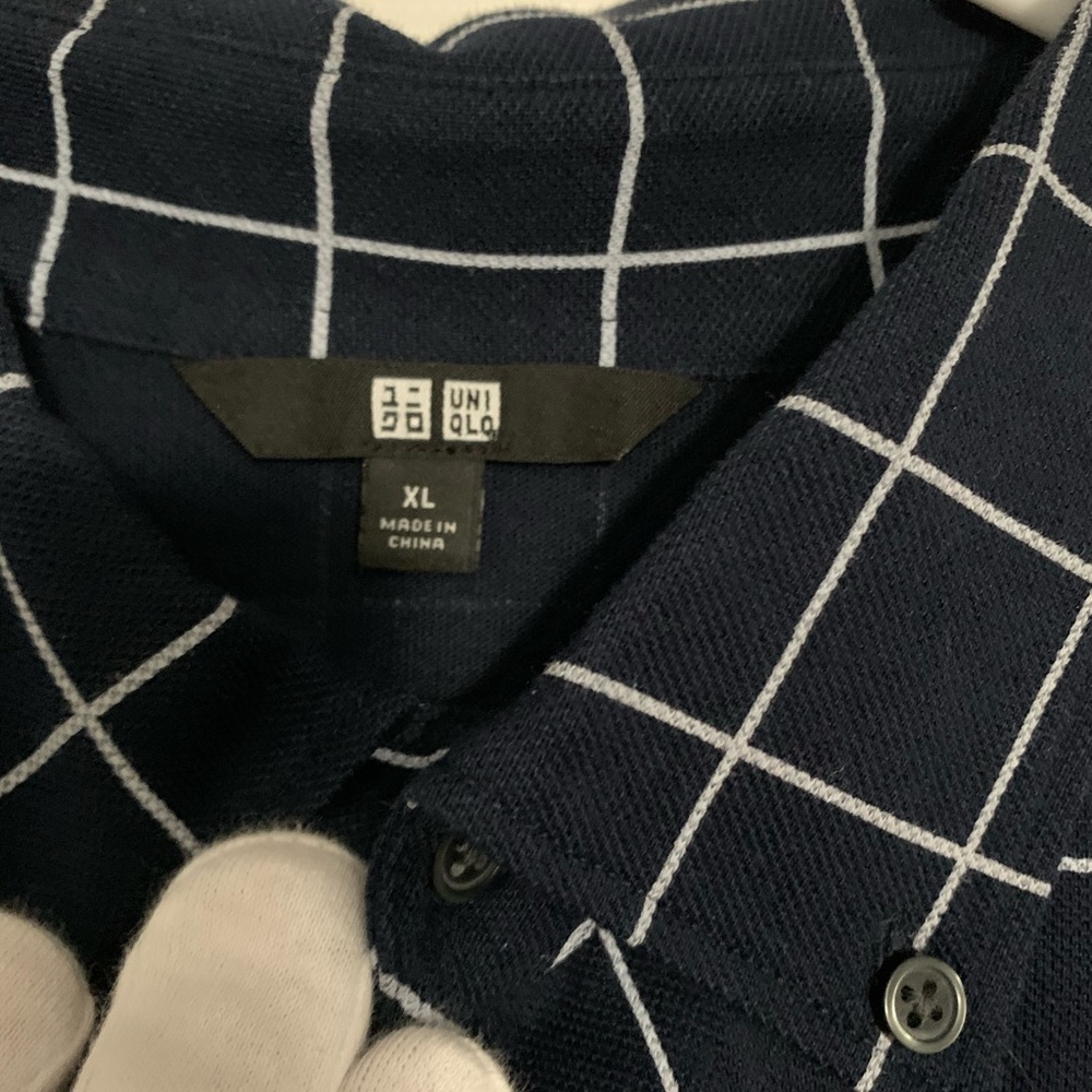 Uniqlo Navy and White Lines Half Bottoms - Picture 5 of 5